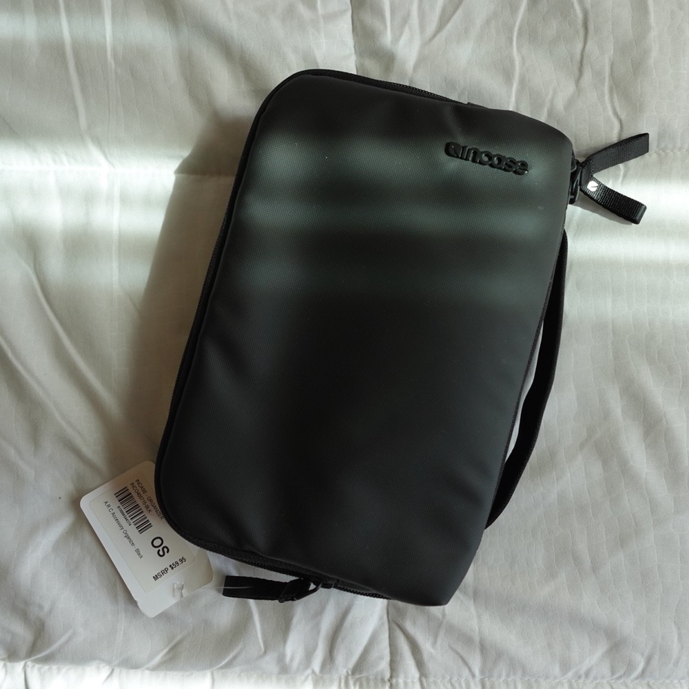 NWT Incase A.R.C. Accessory Organizer